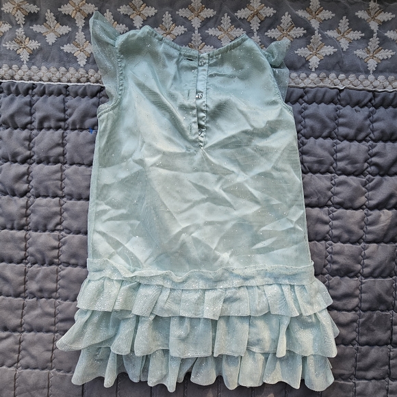 Girls Dress Bundle Size 2T - Picture 9 of 10